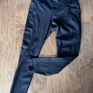 Avalanche Black Outdoor Leggings